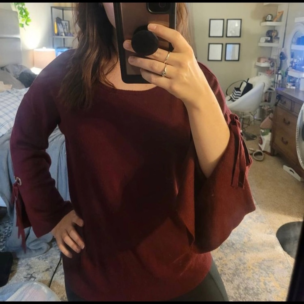 Romantic Red Sweater with Slit-Sleeves